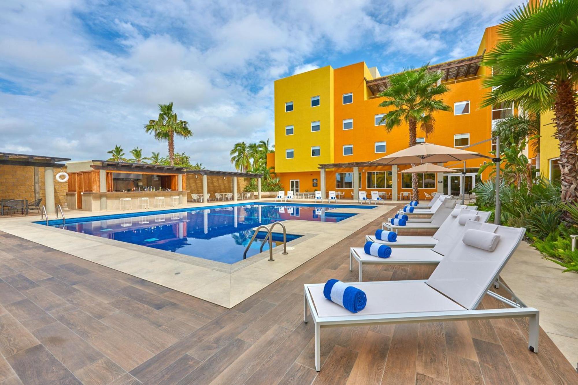 City Express Suites By Marriott Cabo San Lucas Exterior foto