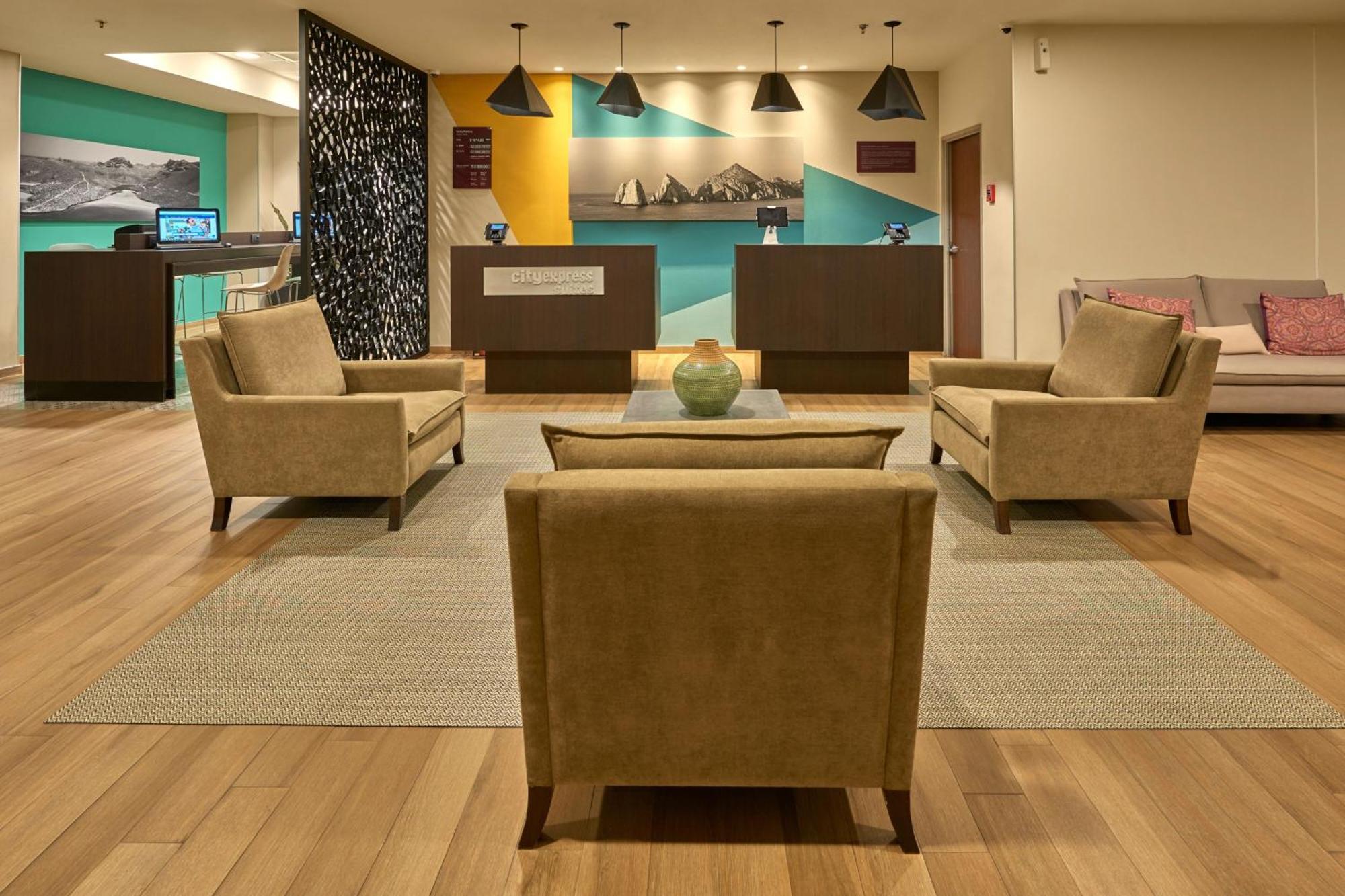 City Express Suites By Marriott Cabo San Lucas Exterior foto