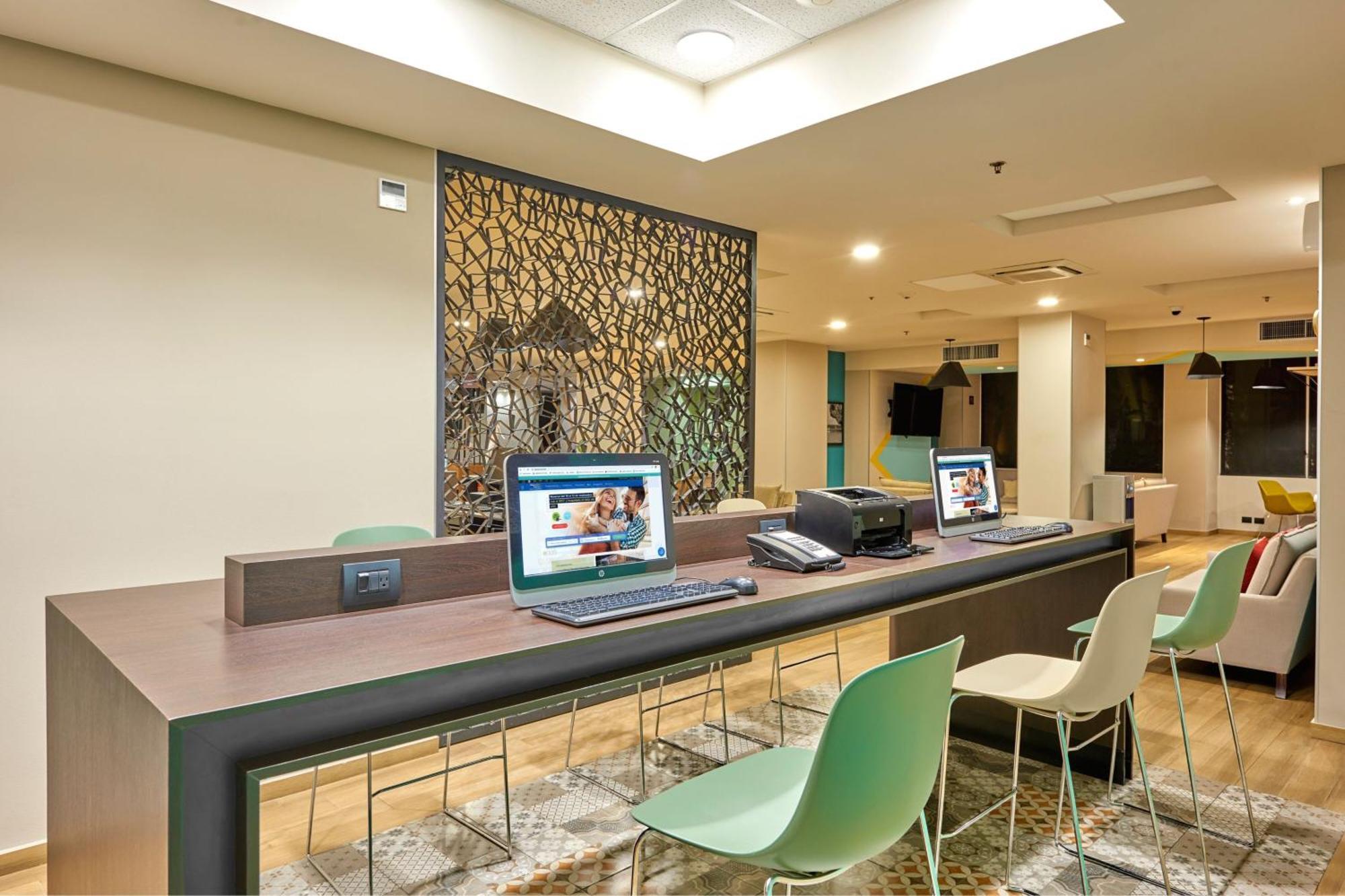 City Express Suites By Marriott Cabo San Lucas Exterior foto